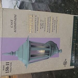 Vintage, Colonial Outside Wall Lantern - Patina Verde Finish - 150-11